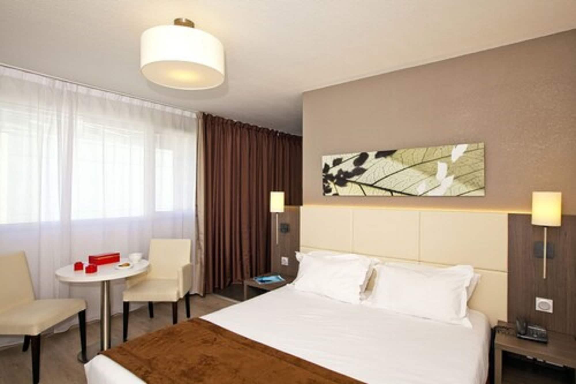 Sejours & Affaires Montreuil Saint Mande Aparthotel Exterior foto