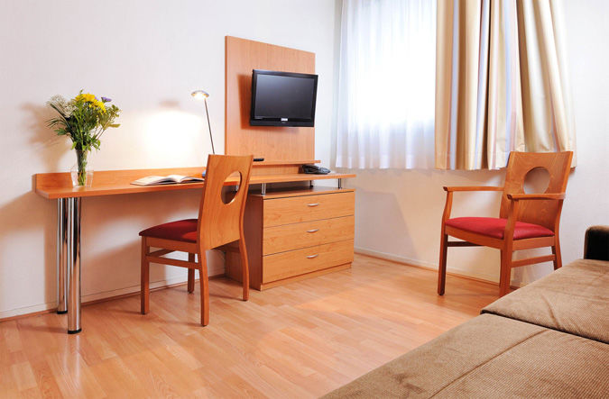 Sejours & Affaires Montreuil Saint Mande Aparthotel Exterior foto
